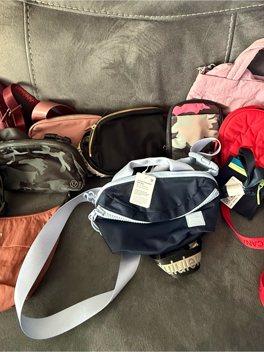 lululemon athletica navy and light gray crossbody belt bag